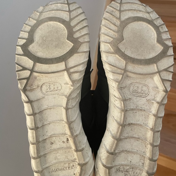 Moncler sneakers - Picture 3 of 4